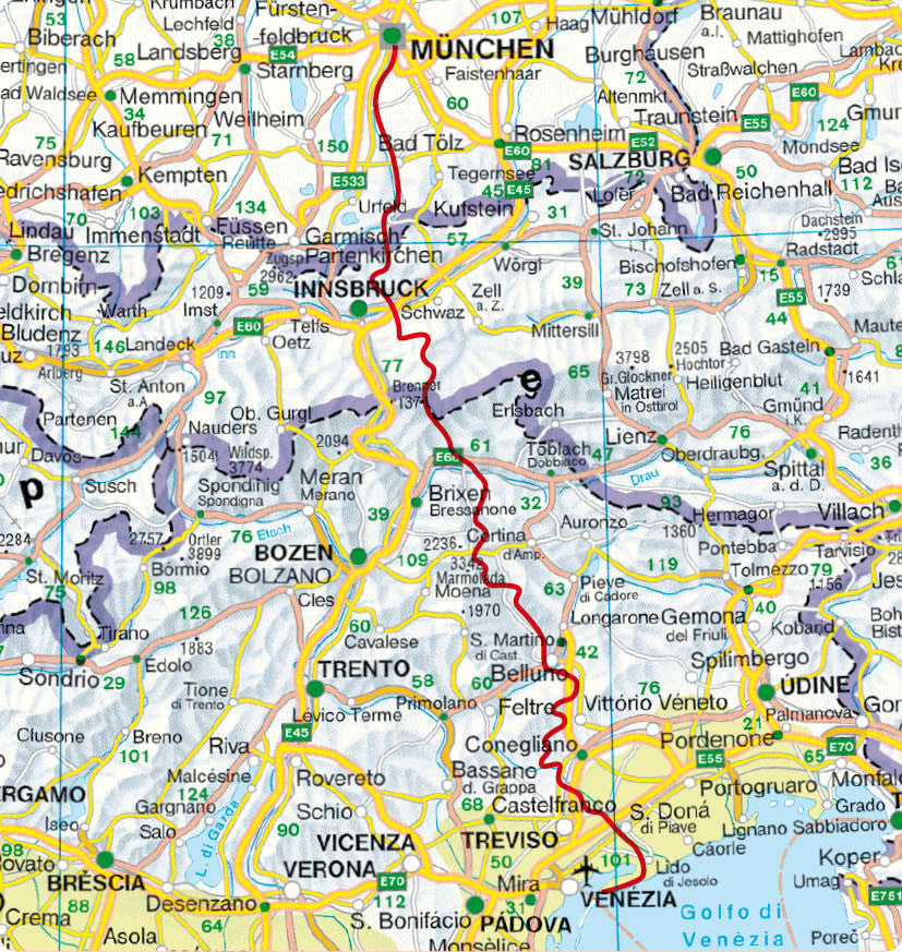 Alpenüberquerung München - Venedig - Rother Wanderführer