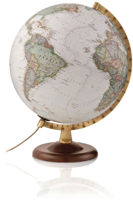 National Geographic Globus Gold Executive